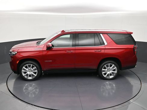 Used 2023 Chevrolet Tahoe High Country AWD/4WD image 14
