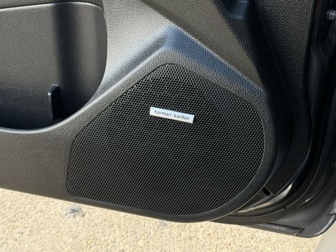 Used 2020 Subaru WRX STI Limited AWD/4WD image 28