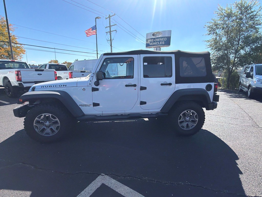 Used 2015 Jeep Wrangler Unlimited Rubicon w/ Dual Top Group AWD/4WD image 8