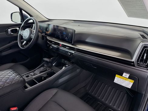 Used 2025 Kia Sorento S w/ Panoramic Sunroof Package FWD image 29