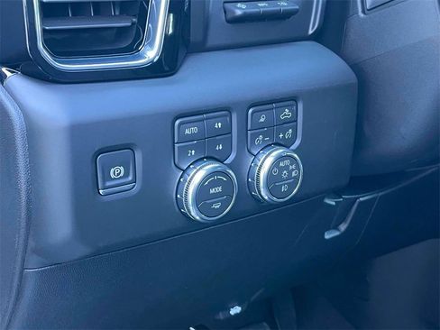 New 2026 GMC Sierra 2500 Denali w/ Denali Reserve Package image 23