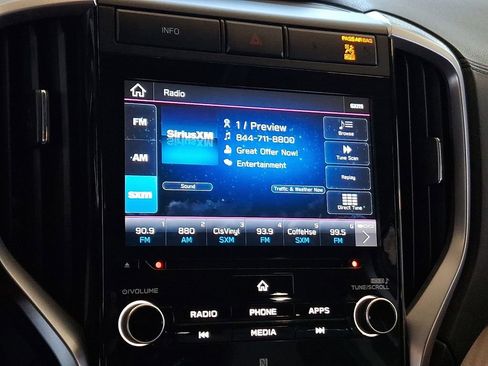 Used 2019 Subaru Ascent Premium w/ Popular Package #2A AWD/4WD image 3