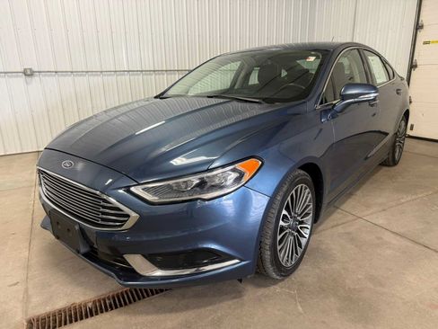 Used 2018 Ford Fusion SE w/ Fusion SE Technology Package FWD image 1
