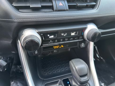 Used 2019 Toyota RAV4 LE w/ All Weather Liner Package image 26