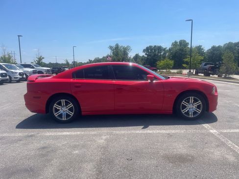 Used 2014 Dodge Charger R/T RWD image 5