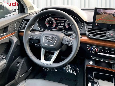 Used 2023 Audi Q5 2.0T Premium Plus w/ Premium Plus Package image 8