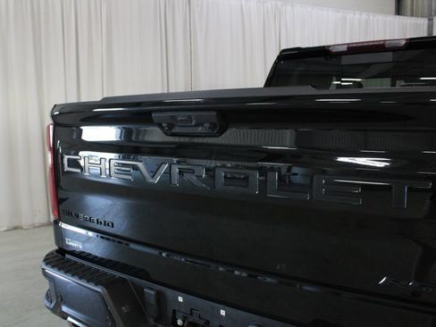 Used 2024 Chevrolet Silverado 1500 RST AWD/4WD image 30