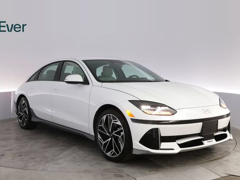Used 2024 Hyundai Ioniq 6 SEL RWD image 13