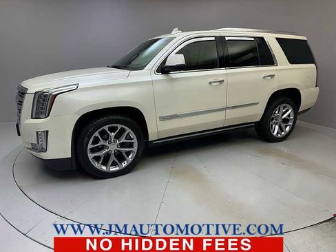 Used 2015 Cadillac Escalade Platinum image 1
