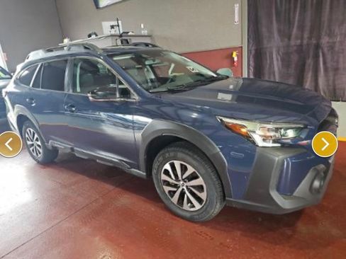 Used 2024 Subaru Outback Premium AWD/4WD image 5