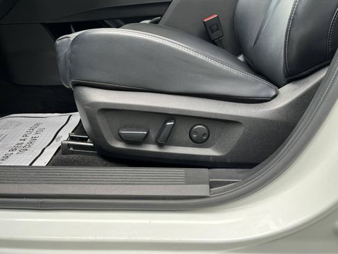 Certified 2023 Nissan Rogue SV w/ SV Premium B Package AWD/4WD image 20