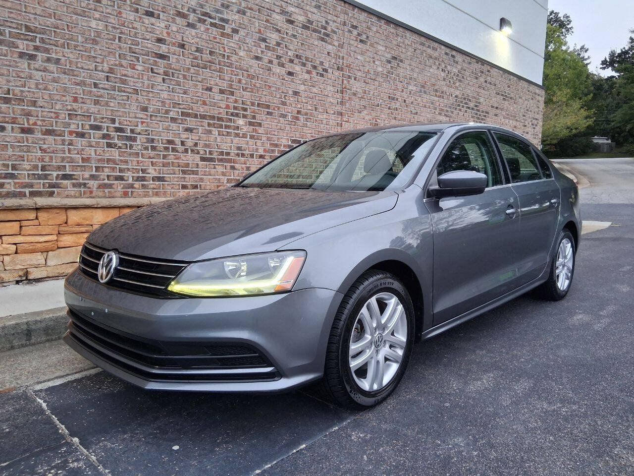 Used 2017 Volkswagen Jetta S FWD image 1