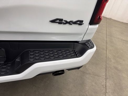 New 2025 RAM 1500 Big Horn image 28