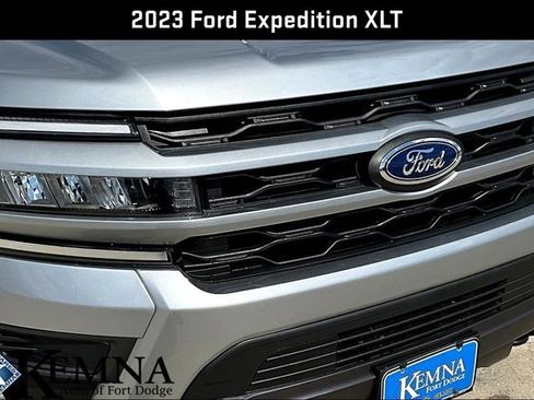 Used 2023 Ford Expedition XLT AWD/4WD image 37