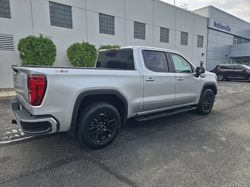 Used 2020 GMC Sierra 1500 Elevation w/ Elevation Value Package AWD/4WD image 8