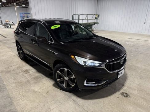 Used 2019 Buick Enclave Premium image 40