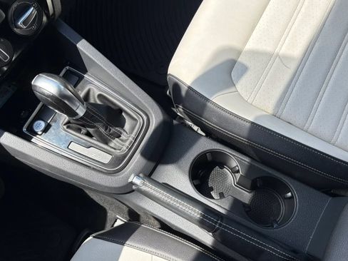 Used 2016 Volkswagen Jetta Sport FWD image 22