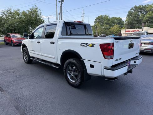 Used 2015 Nissan Titan PRO-4X image 4