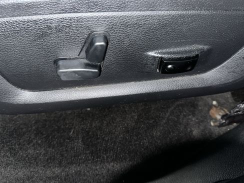 Used 2017 RAM 1500 Big Horn image 24