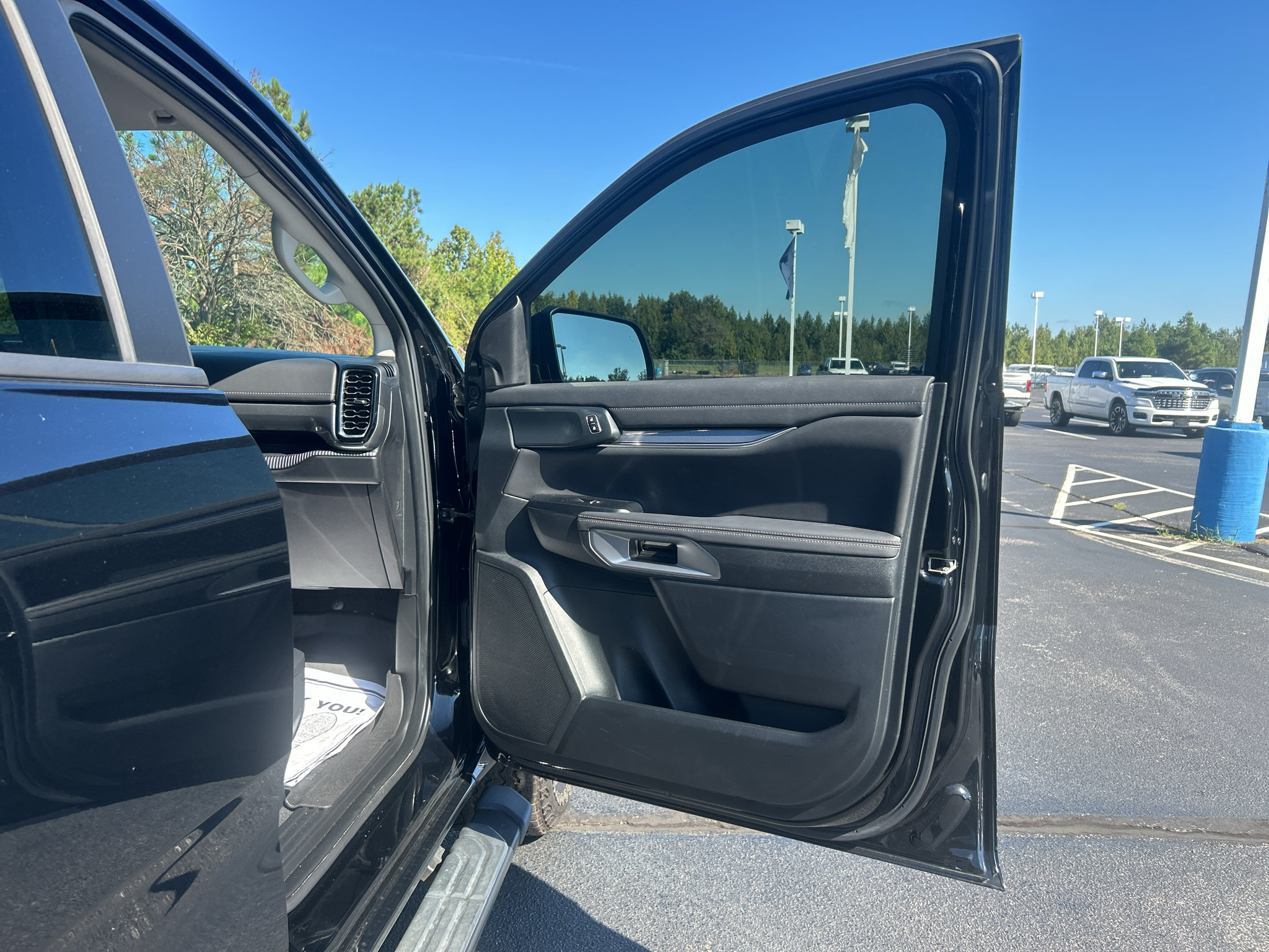 Certified 2024 Ford Ranger Lariat w/ FX4 Off-Road Package AWD/4WD image 18