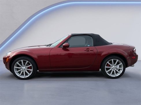 Used 2007 MAZDA MX-5 Miata Touring image 7