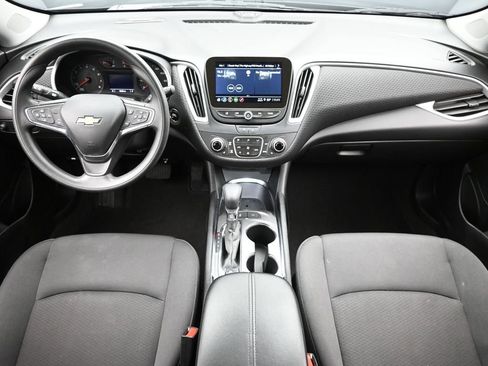 Used 2024 Chevrolet Malibu LT FWD image 11