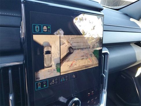 New 2026 GMC Acadia Elevation image 22