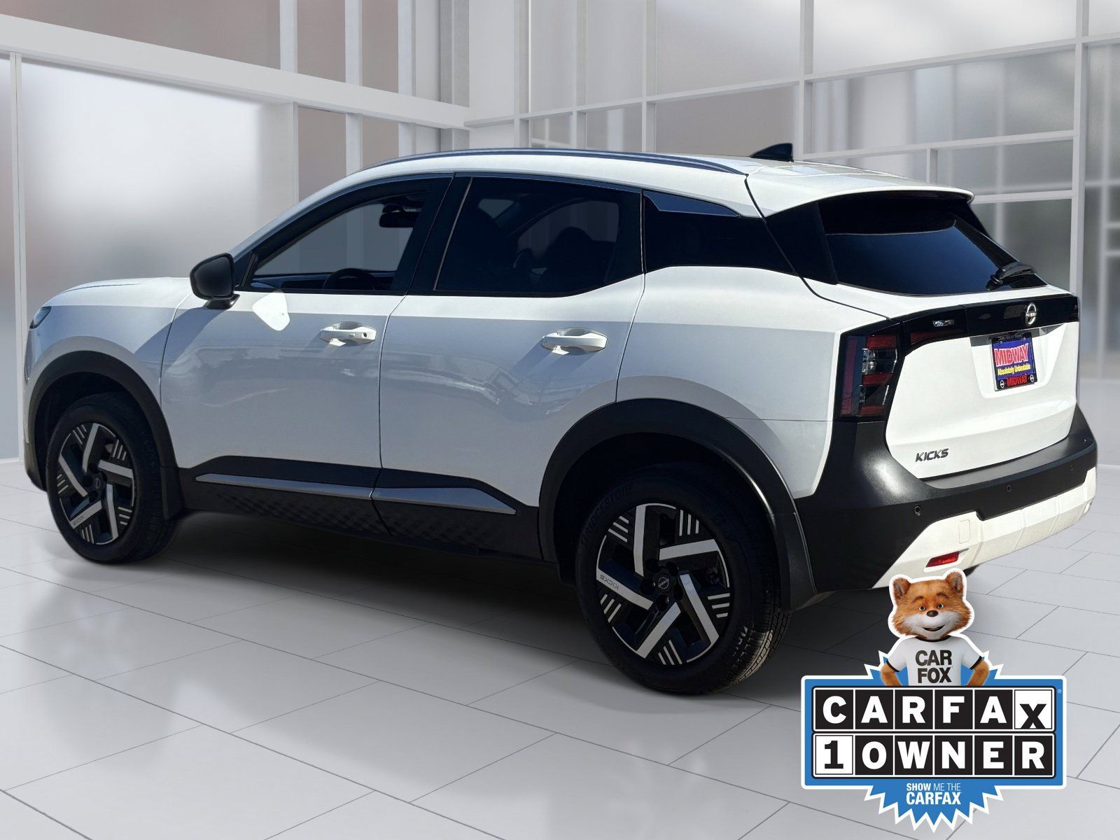 Certified 2026 Nissan Kicks SV FWD image 4
