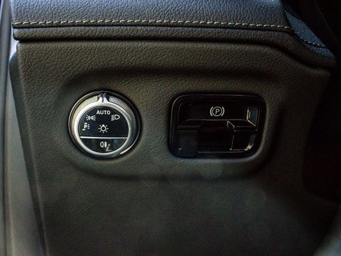 Used 2023 Mercedes-Benz EQE 350+ 4MATIC SUV image 19