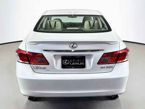 Used 2010 Lexus ES 350 w/ Preferred Accessory Package FWD image 6