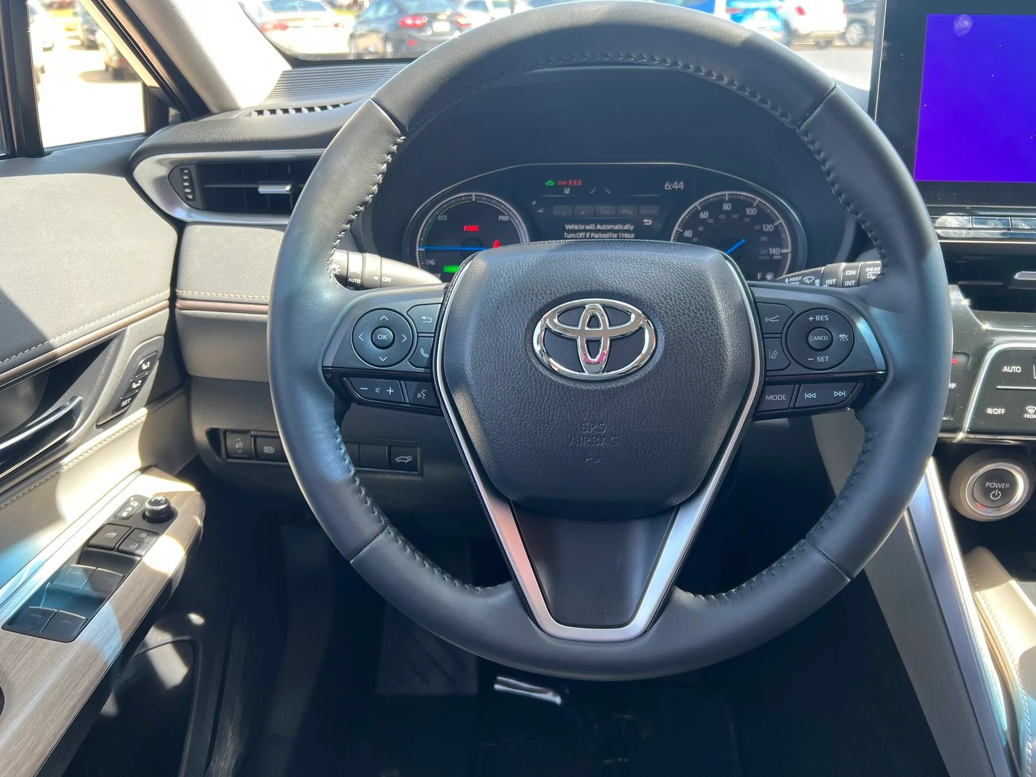 Used 2023 Toyota Venza XLE AWD/4WD image 14