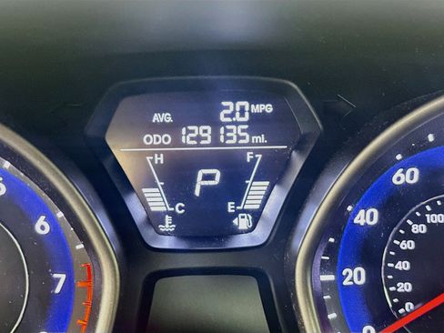 Used 2013 Hyundai Elantra GLS FWD image 18
