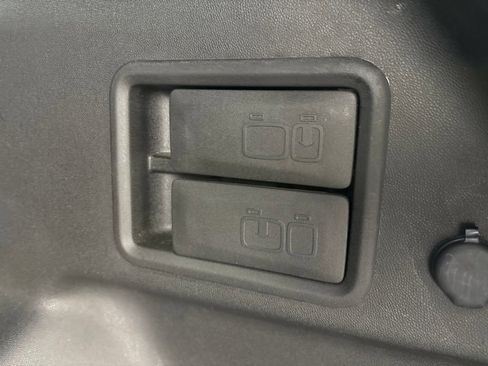 Used 2019 Chevrolet Equinox LT AWD/4WD image 34