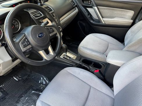 Used 2018 Subaru Forester 2.5i w/ Alloy Wheel Package AWD/4WD image 11