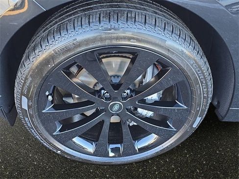 New 2025 Land Rover Range Rover Sport Dynamic SE image 19