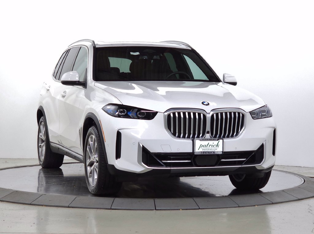 Used 2026 BMW X5 xDrive40i w/ Parking Assistance Package AWD/4WD image 1