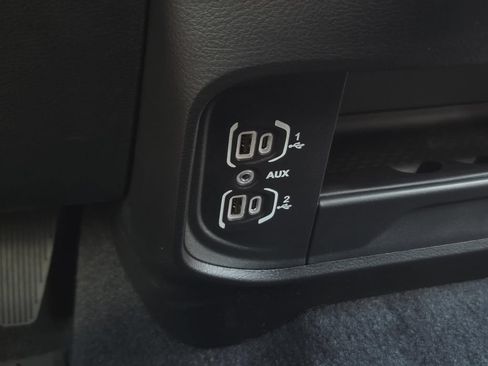 New 2026 RAM 2500 Tradesman AWD/4WD image 26