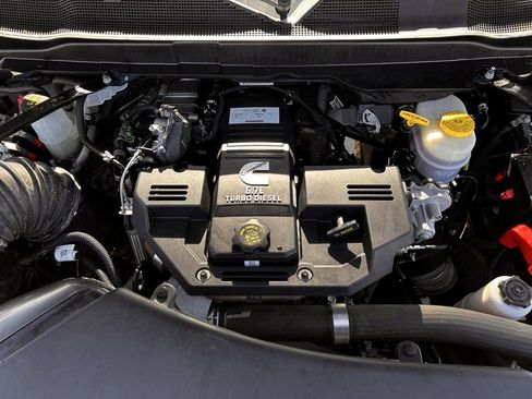 Used 2023 RAM 3500 Laramie image 34