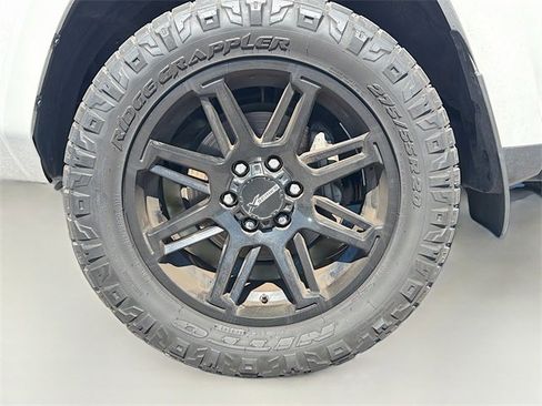 Used 2023 Toyota 4Runner SR5 image 14