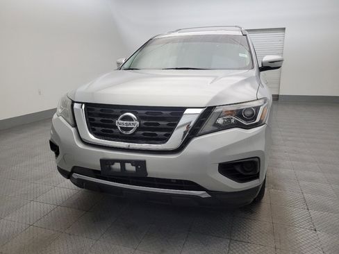 Used 2019 Nissan Pathfinder S image 15