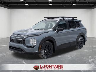 New 2026 Mitsubishi Outlander Trail Edition video 1