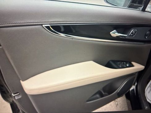 Used 2023 Lincoln Nautilus Reserve w/ Equipment Group 201A image 11