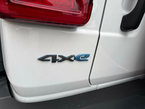 Used 2023 Jeep Wrangler Unlimited Rubicon 4xe image 18