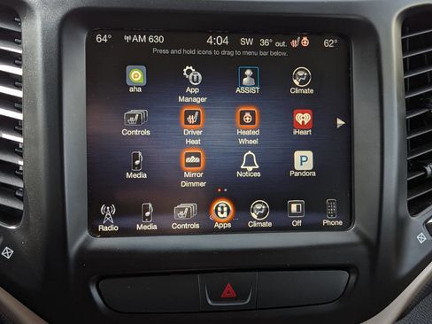 Used 2017 Jeep Cherokee Limited image 20