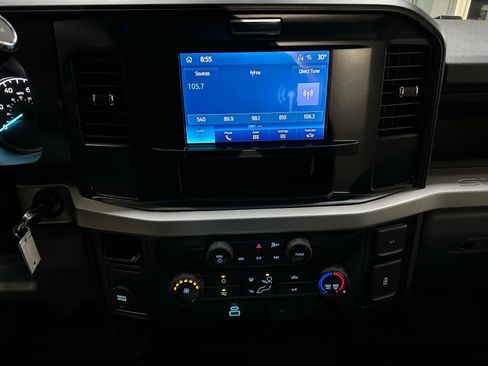 New 2026 Ford F250 XL w/ XL Chrome Package RWD image 29