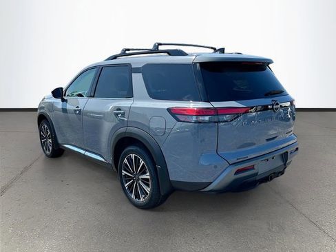 New 2026 Nissan Pathfinder Platinum FWD image 27