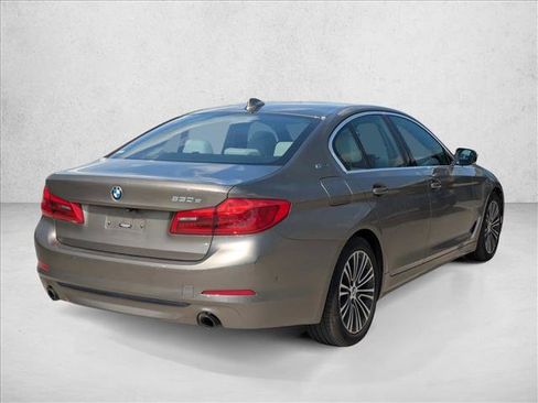 Used 2019 BMW 530e xDrive w/ Convenience Package AWD/4WD image 5
