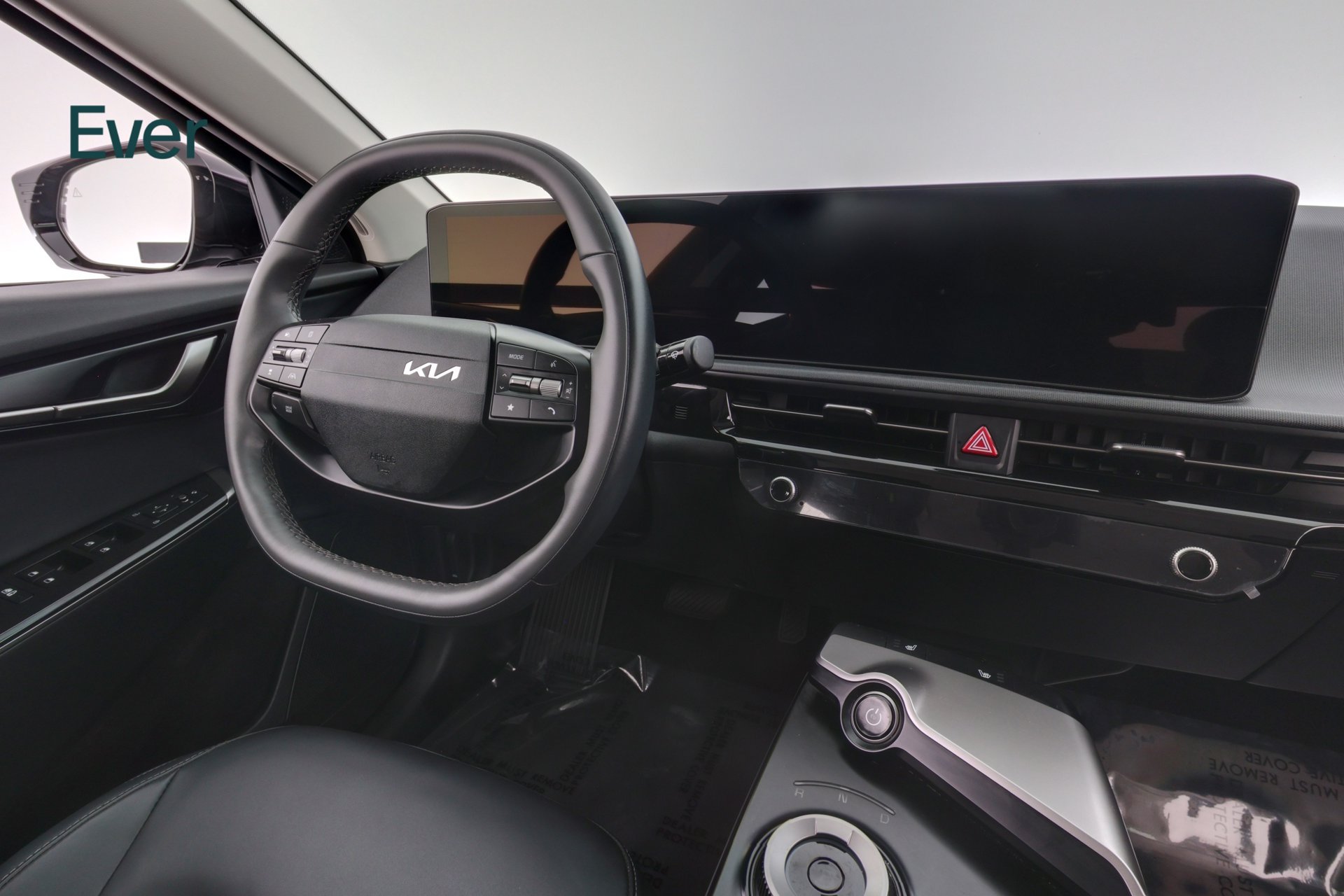 Used 2025 Kia EV6 Light w/ Light LR Technology Package RWD image 25