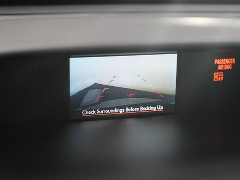 Used 2014 Subaru Forester 2.5i Premium w/ All-Weather Package AWD/4WD image 21