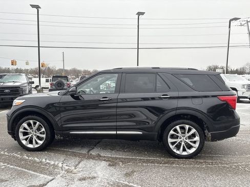 Certified 2023 Ford Explorer Platinum w/ Technology Package image 8